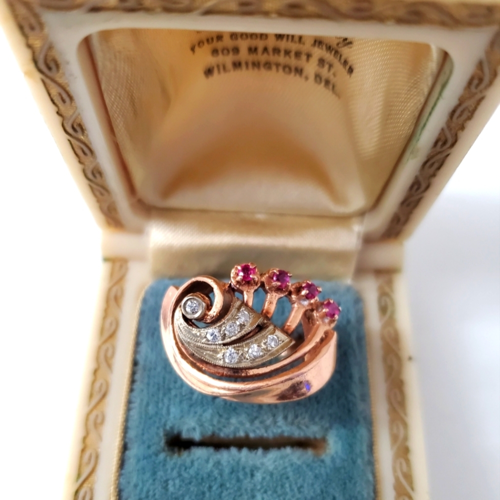Watch Video / Antique Edwarian 14K ROSE GOLD SAPPHIRE DIAMOND RING